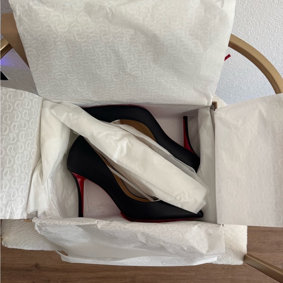 Christian Louboutin Apostrophe Pump 85 Black Heels✨ - Picture 9 of 10